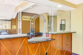Travelodge by Wyndham Silver Spring - Hall