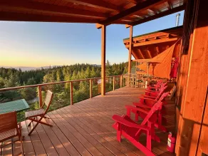 Myra Canyon Lodge + Ranch - Room
