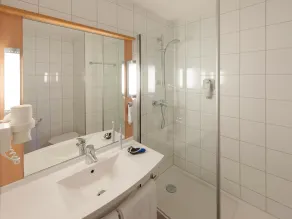 ibis Rotterdam Vlaardingen - Salle de bain