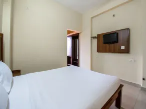 OYO VSK145 Ssg Residency - Room
