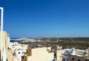 Summer Breeze with Panoramic terrace by Getaways Malta - Vista do quarto