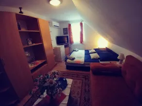 Joy Guesthouse - Room