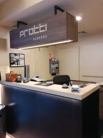 Albergo Ristorante Protti - Resepsjon