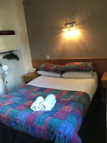 Smiths Hotel - Chambre