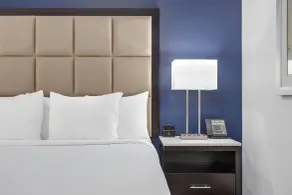 La Quinta Inn and Suites by Wyndham Paris - Chambre