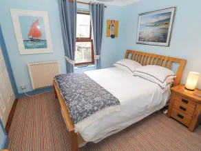 25 Tregenna Court - Rom