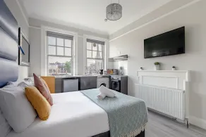 Apartments in the Heart of High Street Kensington - Chambre