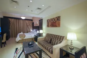 Ivory Grand Hotel Apartments - Vue de la chambre