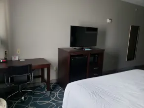 Days Inn & Suites by Wyndham Cleburne TX - Chambre