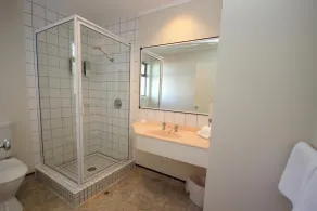 Champers Motor Inn - Badezimmer