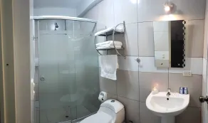 Mantu Boutique - Bathroom