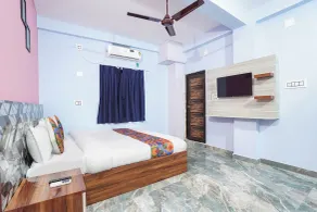 FabHotel Golden Suites Near Puri Beach - Værelse