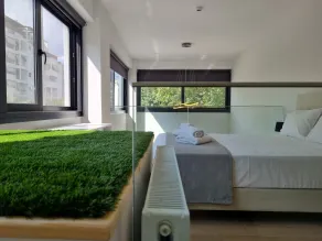 10 Apartments & Suites Athens - Room