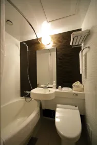 Via Inn Higashi-Ginza - Bagno