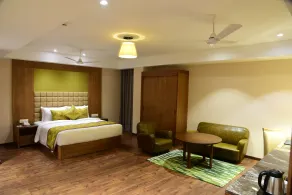 Lemon Tree Hotel Siliguri - Room
