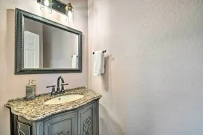 Spa, Putting Green! Family Haven in Fountain Hills - Interior