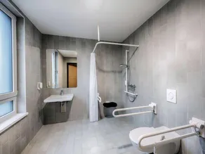 Motel One München-Putzbrunn - Badezimmer