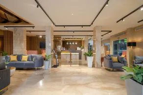 Lazdana Hotel Bangalore - Réception