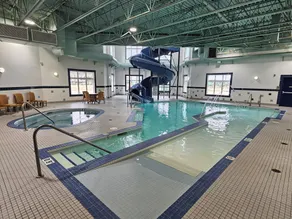 Canalta Wainwright - Pool