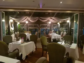 La Belle Hotel In Tongyeong - Restaurant