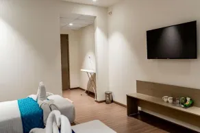Casa Hotel & Suites, Gachibowli, Hyderabad - Chambre