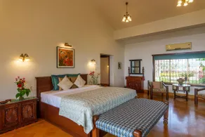 Amã Stays & Trails Whispering Heights, Pawna Lake, Lonavala - Chambre
