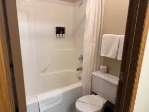 The King's Motel - Room