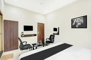 OYO Collection O Dabagardens Near RK Beach - Chambre