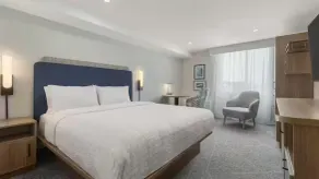 Hampton Inn by Hilton Montreal East Anjou - Room
