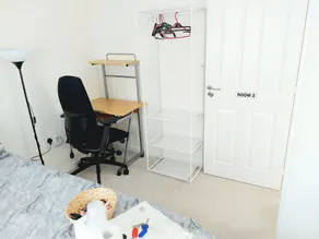 Ensuite Double Room, Full Kitchen, In 3-Bed Home - Rom