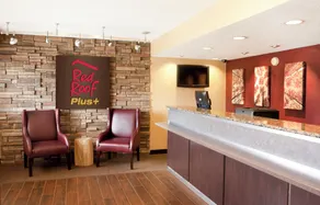 Red Roof Inn PLUS+ Ann Arbor - U of Michigan North - Rezeption