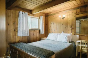 Peachland Beach Resort - Room