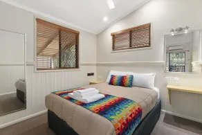 Ashmore Palms Holiday Village - Room