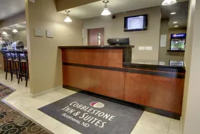 Cobblestone Inn & Suites - Bottineau - Reception