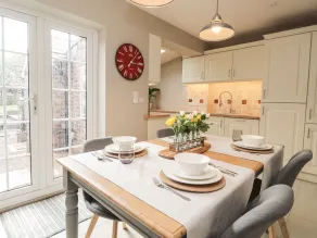 Vine Cottage - Private kitchen
