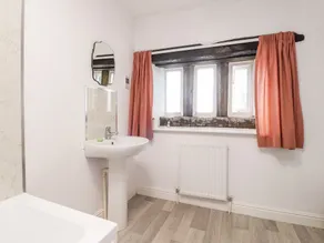 Boothsteads Farm Cottage - Bathroom