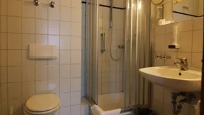 Zum treuen Bartel - Bathroom