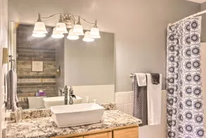 Updated Seven Devils Condo w/ Deck & Mountain View - Interni