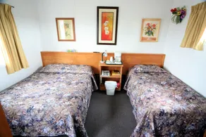 Sweet Dreams Motel - Room