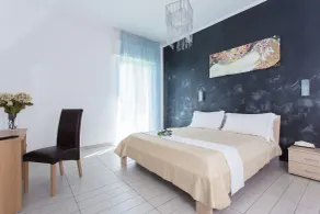 Hotel Holiday Park - Værelse
