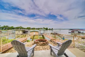Grand Lake Waterfront Home: 2 Boat Docks - Interiör