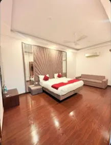 Signature Luxe Inn Hotel - Camera