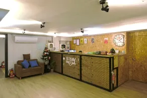 Good Night Hotel - Reception