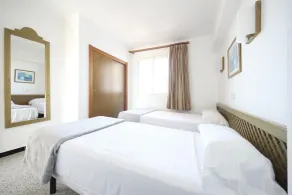 Aparthotel Niu d´Aus - Chambre