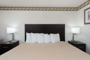Days Inn by Wyndham Mexico - Zimmer