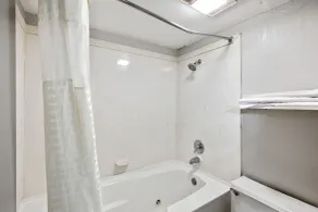 Hotel O Columbia Downtown near I-65 - Salle de bain