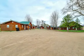 Explore the Mississippi River! Cabin in Cochrane - Intérieur