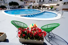 Apartamentos Marian - Piscina