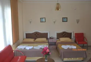 AYSU TUNÇ Hotel - Room