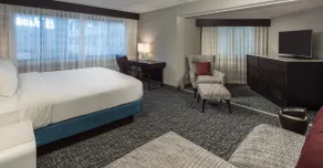 DoubleTree by Hilton Hotel Austin Northwest Arboretum - Room